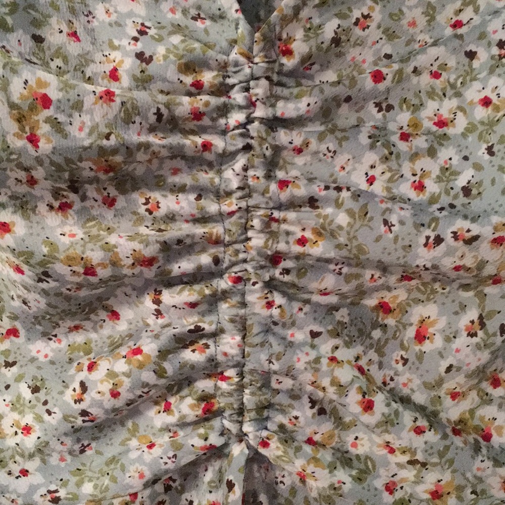 Blouse - Picture 2 of 3